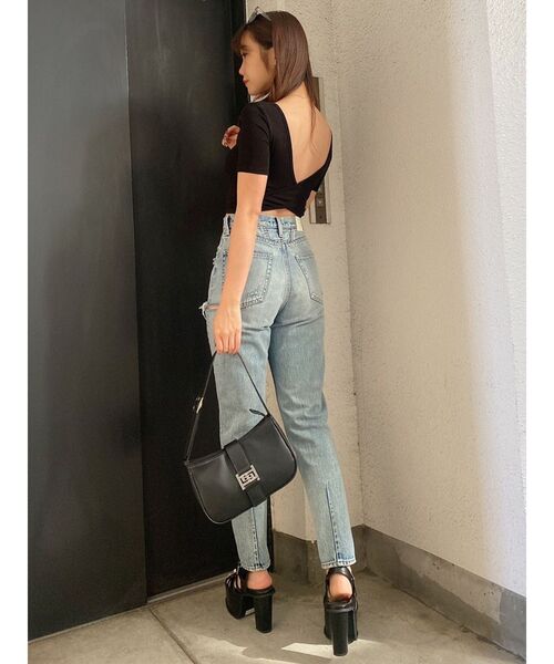 GYDA（ジェイダ）の「カップ付きハーフスリーブバッククロステレコTOPS（Tシャツ/カットソー・レディース・ブラック/オフホワイト・FREE）」の5枚目の写真