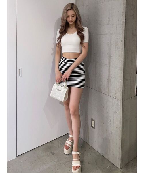 GYDA（ジェイダ）の「カップ付きハーフスリーブバッククロステレコTOPS（Tシャツ/カットソー・レディース・ブラック/オフホワイト・FREE）」の19枚目の写真