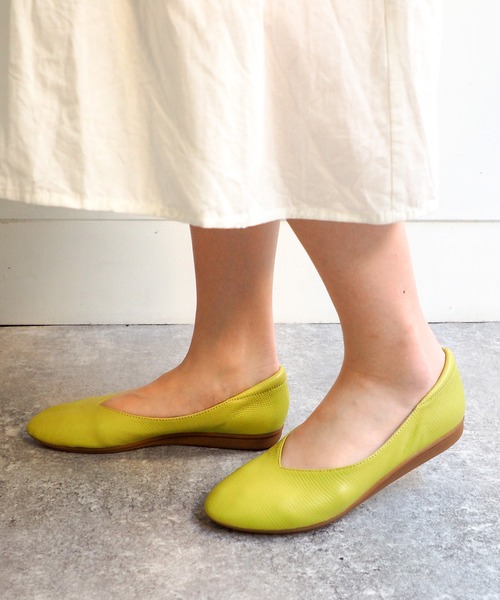 あしながおじさん（アシナガオジサン）の「ソフトフラットシューズ　2810527（パンプス・レディース・ライトグリーン/グレイッシュベージュ/ブラック/シルバー/ライトブルー/プラチナム/ワイン/ブラック系その他/グリーン・22.5cm/23.0cm/23.5cm/24.0cm/24.5cm）」の5枚目の写真