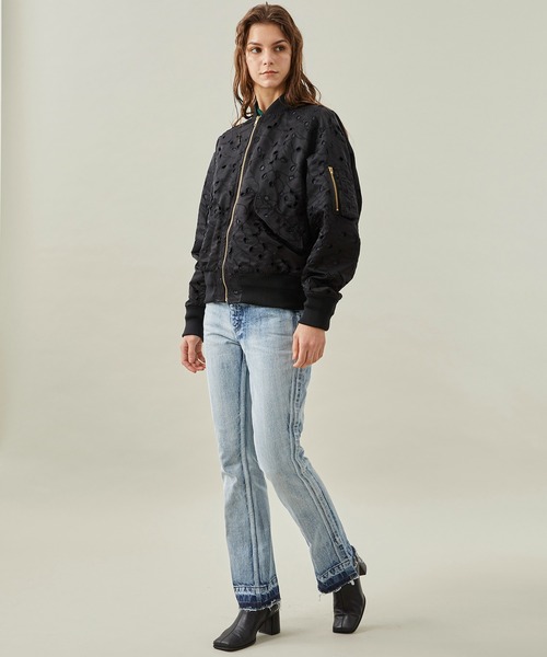 TOGA（トーガ）の「【TOGA PULLA(トーガプルラ)】ナイロンツイルエンブロイダリーブルゾン（ブルゾン・レディース・ブラック・38）」の11枚目の写真