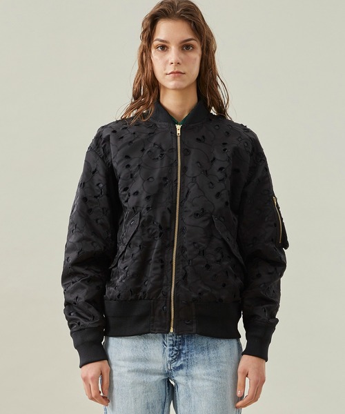 TOGA（トーガ）の「【TOGA PULLA(トーガプルラ)】ナイロンツイルエンブロイダリーブルゾン（ブルゾン・レディース・ブラック・38）」の10枚目の写真