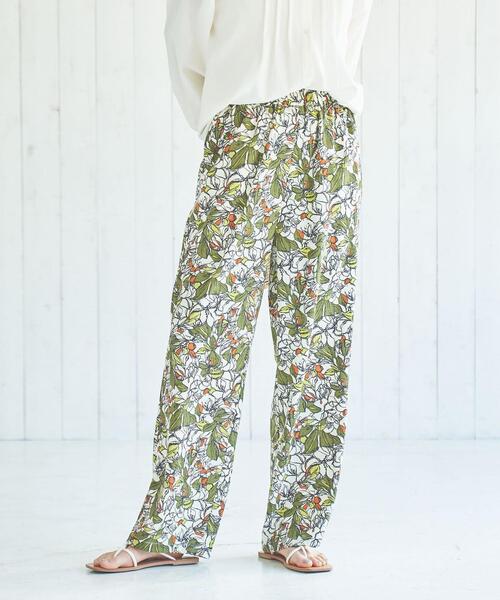 coen（コーエン）の「ボタニカルプリントストレートパンツ（WEB限定