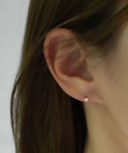 Peony(ピオニー)の「【Peony/ピオニー】/サージカルステンレス ミニスタッドピアス(ピアス(片耳用)・レディース・シルバー系その他/ゴールド系その他/その他1/その他2/その他3/シルバー系その他2/シルバー系その他3/ゴールド系その他2/ゴールド系その他3・FREE)」の9枚目の写真