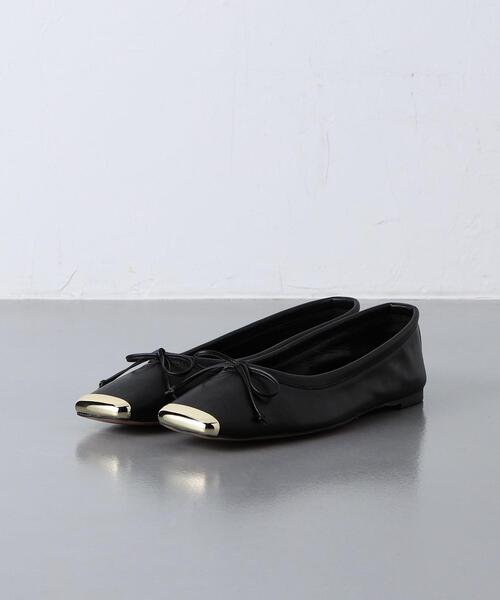 CHEMBUR(チェンバー)の「【一部別注】<CHEMBUR>SQ CAP フラット パンプス(パンプス・レディース・ブラック/グレー・38/37h/37/36/35h/36h/35)」の3枚目の写真