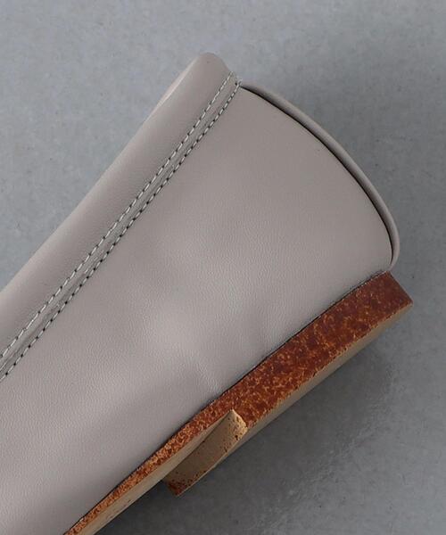 CHEMBUR(チェンバー)の「【一部別注】<CHEMBUR>SQ CAP フラット パンプス(パンプス・レディース・ブラック/グレー・38/37h/37/36/35h/36h/35)」の6枚目の写真