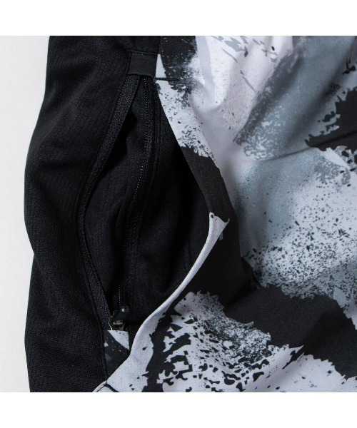 Reebok（リーボック）の「ストレングス 3.0 ショーツ / TS STRENGTH 3.0 AOP SHORT（その他パンツ・メンズ・ブラック/ブラックミックス・LARGE/MEDIUM/SMALL/XX-LARGE/XXX-LARGE/X-LARGE/X-SMALL）」の8枚目の写真