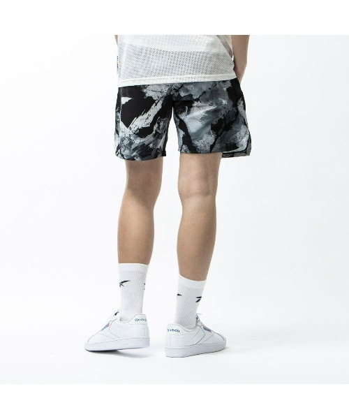 Reebok（リーボック）の「ストレングス 3.0 ショーツ / TS STRENGTH 3.0 AOP SHORT（その他パンツ・メンズ・ブラック/ブラックミックス・LARGE/MEDIUM/SMALL/XX-LARGE/XXX-LARGE/X-LARGE/X-SMALL）」の4枚目の写真