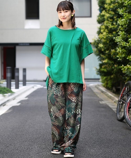 チチカカ（チチカカ）の「ポンチョ肩チロリープルオーバー（Tシャツ/カットソー・レディース・チャコールグレー/ホワイト/ピンク/グリーン・FREE）」の8枚目の写真