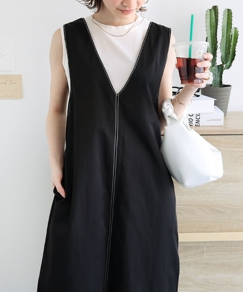 andme（アンドミー）の「Vネック配色ステッチワンピース