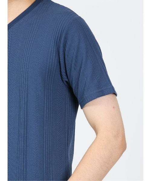 TAKA-Q(タカキュー)の「タカキュー リンクスジャガード Vネック半袖Tシャツ(Tシャツ/カットソー・メンズ・ホワイト/ブルー/ブラック・X-LARGE/MEDIUM/LARGE)」の18枚目の写真