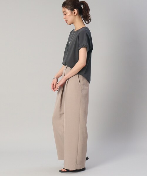 UNTITLED（アンタイトル）の「◆【きれいめにも、カジュアルにも】ランダムロゴTシャツ（Tシャツ/カットソー・レディース・ホワイト系8/ホワイト系3/グレー系その他・00/48/44/50/04/02）」の16枚目の写真