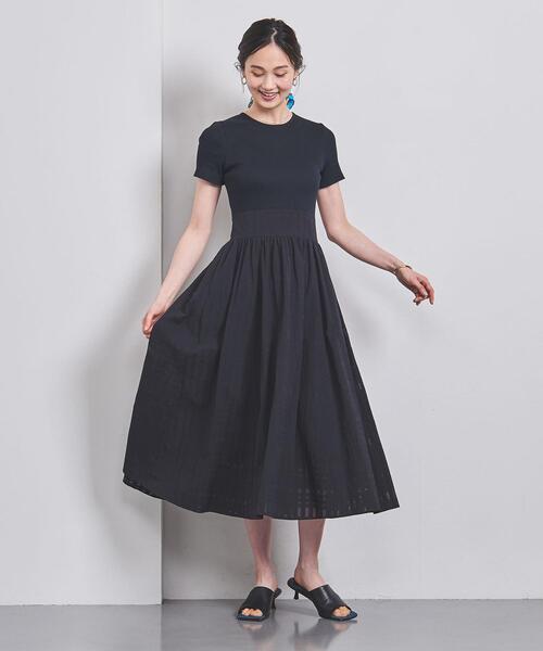 UNITED ARROWS（ユナイテッドアローズ）の「V ネック フィット＆フレア