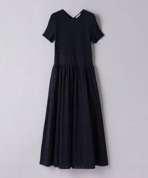 UNITED ARROWS（ユナイテッドアローズ）の「V ネック フィット＆フレア