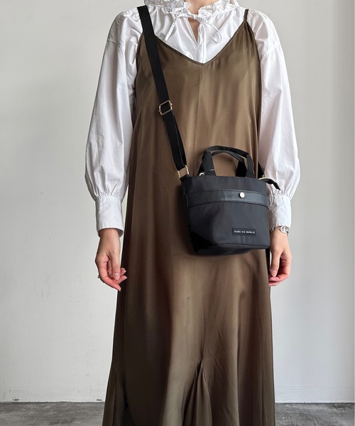 favori(ファヴォリ)の「EM:Favori インカラー2WAY 舟型 ミニショルダー トートバッグ(ショルダーバッグ・レディース・ターコイズブルー/カーキ/オレンジ/ネイビー/ベージュ/ブラック・FREE)」の16枚目の写真