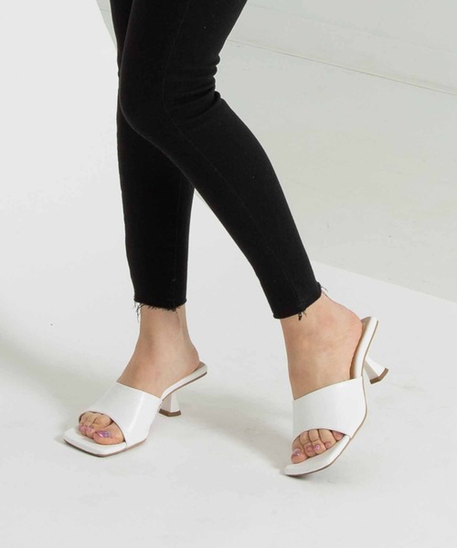 ANAP（アナップ）の「スクエアミュールサンダル（サンダル・レディース・ブラック/オフホワイト/ブルー・M/S/L）」の19枚目の写真