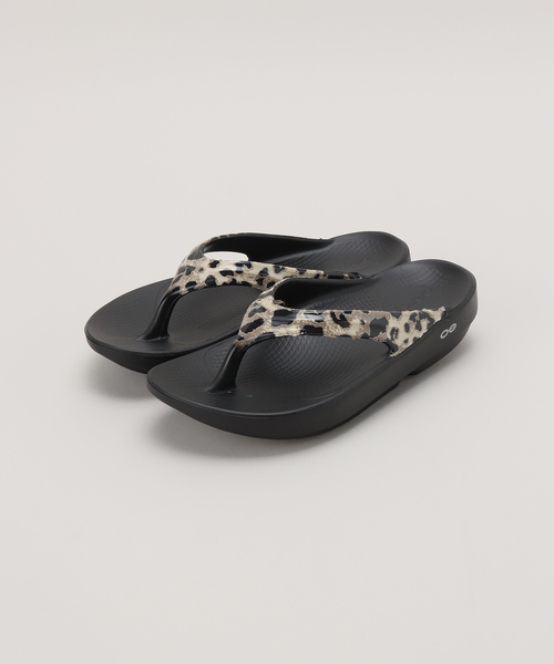 【新品未使用】OOFOS OOLALA LIMITED CHEETAH W7 Amazon | [ウーフォス] スポーツサンダル OOlala Limited