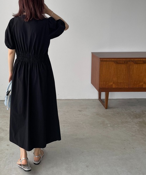 210nouve（トゥージュヌーブ）の「2WAYジップアップギャザーワンピース（シャツワンピース・レディース・ブラック/ベージュ・FREE）」の22枚目の写真