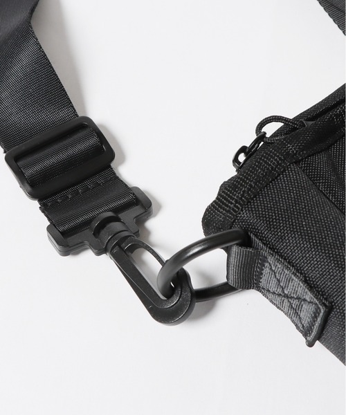 NIKE(ナイキ)の「NIKE/ナイキ FUTURA SPORTS LUNCH TOTE BAG トートバッグ ランチバッグ ショルダーバッグ(トートバッグ・メンズ・ブラック/グレー・FREE)」の5枚目の写真
