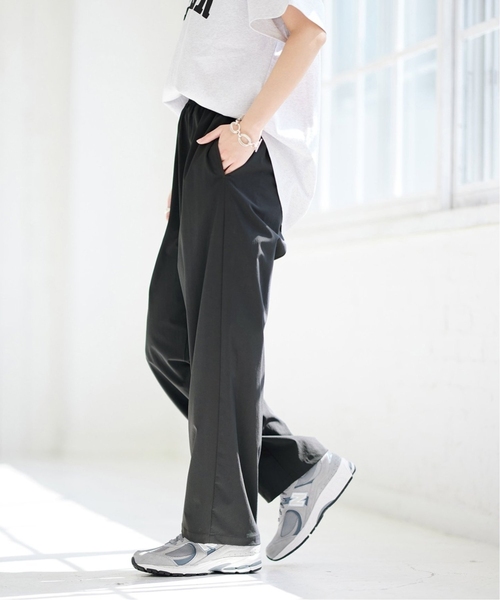 JOURNAL STANDARD(ジャーナルスタンダード)の「《追加6》ナイロンストレッチワイドパンツ(その他パンツ・レディース・オリーブ/ブラック/キャメル・40/38/36/34)」の13枚目の写真