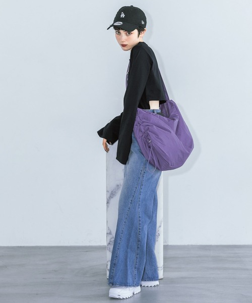 PAGEBOY(ページボーイ)の「ナイロンドロストショルダー(ショルダーバッグ・レディース・オフホワイト/ブラック/ライム/パープル・FREE)」の8枚目の写真