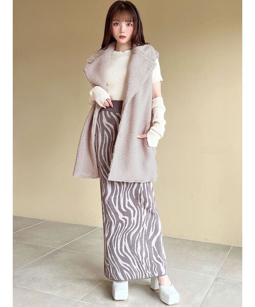 RESEXXY（リゼクシー）の「テーラードボアベスト（ベスト・レディース・ベージュ/アイボリー・FREE）」の16枚目の写真