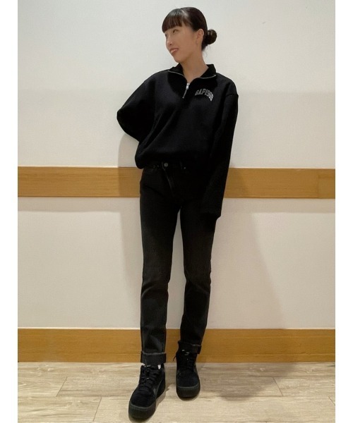 GAP(ギャップ)の「ウォッシュウェル ミッドライズ ガールフレンドデニム ブラック(デニムパンツ・レディース・ブラック・24/25/26/28/29/23/30/27)」の9枚目の写真