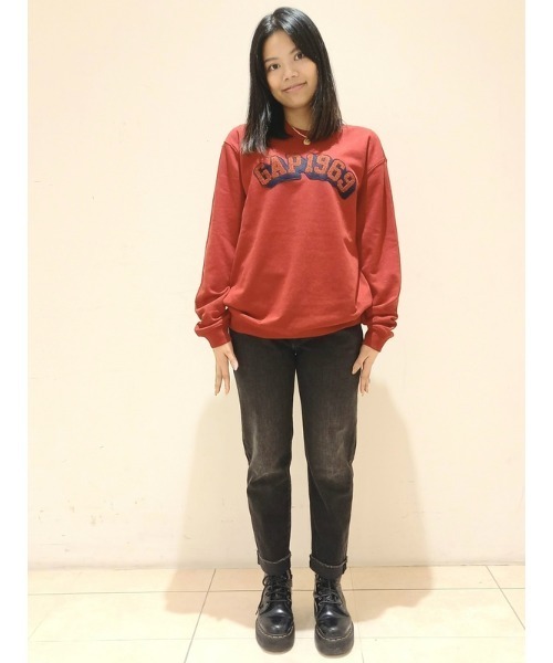 GAP(ギャップ)の「ウォッシュウェル ミッドライズ ガールフレンドデニム ブラック(デニムパンツ・レディース・ブラック・24/25/26/28/29/23/30/27)」の10枚目の写真