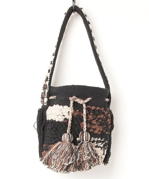 MAISON mou（メゾンムー）の「【Swaraj/スワラージ】JQ bucket Tote（トートバッグ・レディース・ブラック/ブラック系その他2/ホワイト系その他2/その他35/ホワイト系その他・FREE）」の4枚目の写真