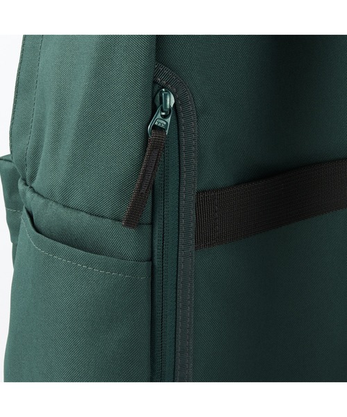 無印良品(ムジルシリョウヒン)の「肩の負担を軽くする 撥水リュックサック(バックパック/リュック・レディース・ダークブラウン/ブラック/ダークグリーン・FREE)」の17枚目の写真