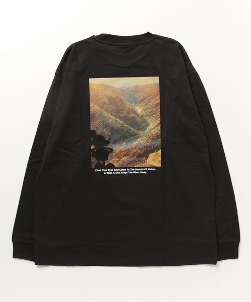 Disney（ディズニー）の「ディズニー  コットンフォトロングTシャツ（Tシャツ/カットソー・メンズ・ホワイト/ブラック・L/3L/M/S/LL）」の3枚目の写真