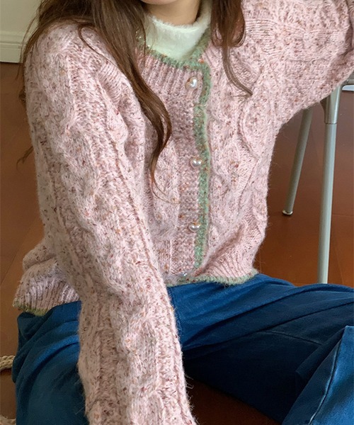 HALEY PESCA（ヘーリーペスカ）の「HALEY PESCA/【ハートボタン】ラウンドネック　ミックスカラーカーディガン（カーディガン/ボレロ・レディース・グリーン/ピンク/レッド/オレンジ・FREE）」の3枚目の写真