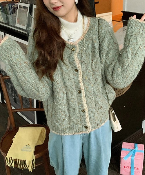 HALEY PESCA（ヘーリーペスカ）の「HALEY PESCA/【ハートボタン】ラウンドネック　ミックスカラーカーディガン（カーディガン/ボレロ・レディース・グリーン/ピンク/レッド/オレンジ・FREE）」の7枚目の写真