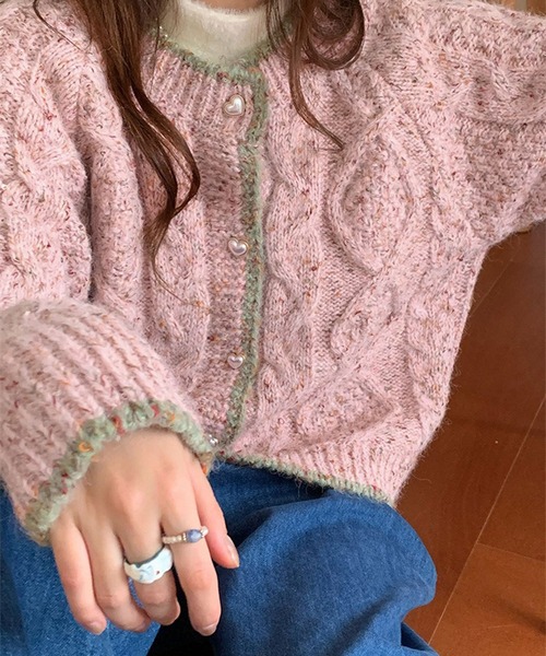 HALEY PESCA（ヘーリーペスカ）の「HALEY PESCA/【ハートボタン】ラウンドネック　ミックスカラーカーディガン（カーディガン/ボレロ・レディース・グリーン/ピンク/レッド/オレンジ・FREE）」の9枚目の写真