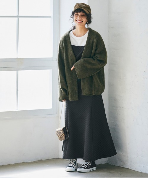 coca(coca)(コカ)の「キルティングマーメイドキャミワンピース(ワンピース・レディース・ブラック/ベージュ・M/L)」の12枚目の写真