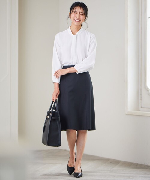 23区（ニジュウサンク）の「【洗える】バックサテンアムンゼン ボウタイ付き ブラウス（シャツ/ブラウス・レディース・ホワイト系/ネイビー系/ピンク系・40/38）」の20枚目の写真