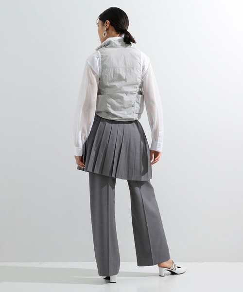 Ray BEAMS(レイビームス)の「Ray BEAMS / スタンドカラー ナイロン ベスト(ベスト・レディース・ライトグレー/ブルー・ONE SIZE)」の9枚目の写真