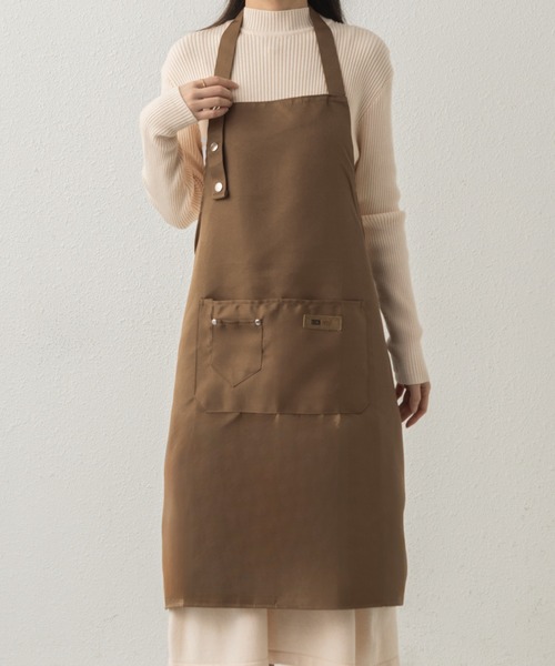 MAISON DE THERESE（メゾン ド テレーズ）の「ホルターネック　ツールポケットエプロン 男女兼用（エプロン・レディース・ブラウン/レッド/オレンジ/ブラック・FREE）」の5枚目の写真