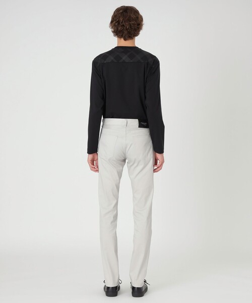 BLACK LABEL CRESTBRIDGE（ブラックレーベル・クレストブリッジ）の「【一部店舗限定】スキニーストレッチチノトラウザーズ（チノパンツ・メンズ・ブラック/ネイビー/ホワイト系その他/ベージュ系その他5・S/M/L/XL）」の7枚目の写真