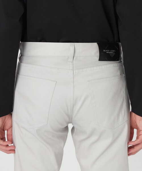 BLACK LABEL CRESTBRIDGE（ブラックレーベル・クレストブリッジ）の「【一部店舗限定】スキニーストレッチチノトラウザーズ（チノパンツ・メンズ・ブラック/ネイビー/ホワイト系その他/ベージュ系その他5・S/M/L/XL）」の9枚目の写真