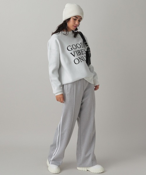 FOREVER 21(フォーエバー トゥエンティーワン)の「ラインワイドパンツ(その他パンツ・レディース・グレー/ブラック・MEDIUM/SMALL)」の4枚目の写真