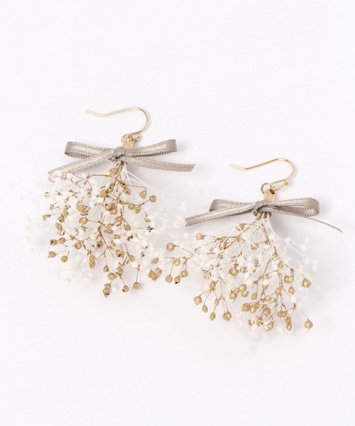 GLOBAL WORK（グローバルワーク）の「MADE IN JAPANドライフラワーピアス/993085（ピアス（両耳用）・レディース・ベージュ/ホワイト×シルバー/ブルー/ホワイト×ゴールド/ホワイト・FREE）」の3枚目の写真