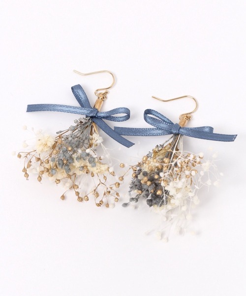 GLOBAL WORK（グローバルワーク）の「MADE IN JAPANドライフラワーピアス/993085（ピアス（両耳用）・レディース・ベージュ/ホワイト×シルバー/ブルー/ホワイト×ゴールド/ホワイト・FREE）」の5枚目の写真