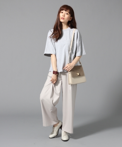 HARE（ハレ）の「ワイドポケットＴシャツ(HARE)（Tシャツ/カットソー・レディース・オフホワイト/グレー/カーキ/ブラック・FREE）」の7枚目の写真