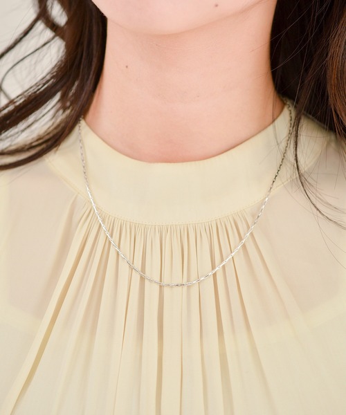 BROTHERHOOD（ブラザーフッド）の「【earyear】ルミノス スパイラル ネックレス（ネックレス・レディース・シルバー/ゴールド・SMALL/MEDIUM）」の3枚目の写真