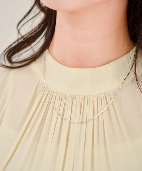 BROTHERHOOD（ブラザーフッド）の「【earyear】ルミノス スパイラル ネックレス（ネックレス・レディース・シルバー/ゴールド・SMALL/MEDIUM）」の4枚目の写真