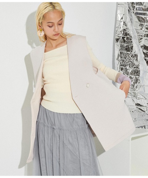 Settimissimo（セッティミッシモ）の「パールボタン スポンジリバー ジレ ベスト（ベスト・レディース・ベージュ/ブラック・M）」の13枚目の写真