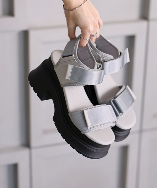 厚底プラットフォームベルクロダッドサンダル