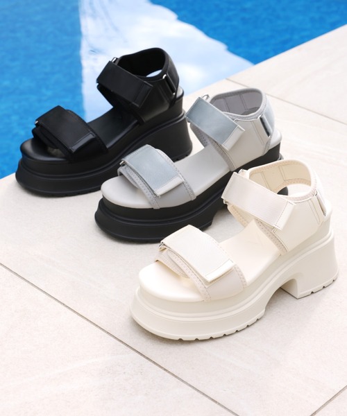 VIVIAN(ヴィヴィアン)の「厚底プラットフォームベルクロダッドサンダル(サンダル・レディース・グレー/ブラック/アイボリー・S/M/L)」の9枚目の写真