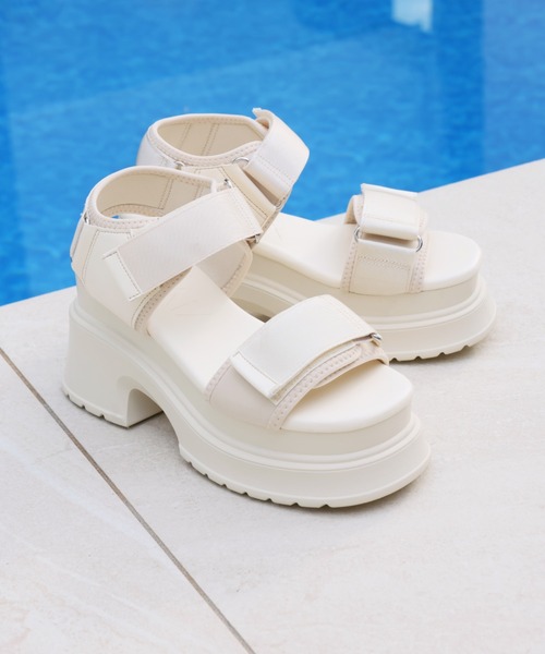 VIVIAN(ヴィヴィアン)の「厚底プラットフォームベルクロダッドサンダル(サンダル・レディース・グレー/ブラック/アイボリー・S/M/L)」の11枚目の写真