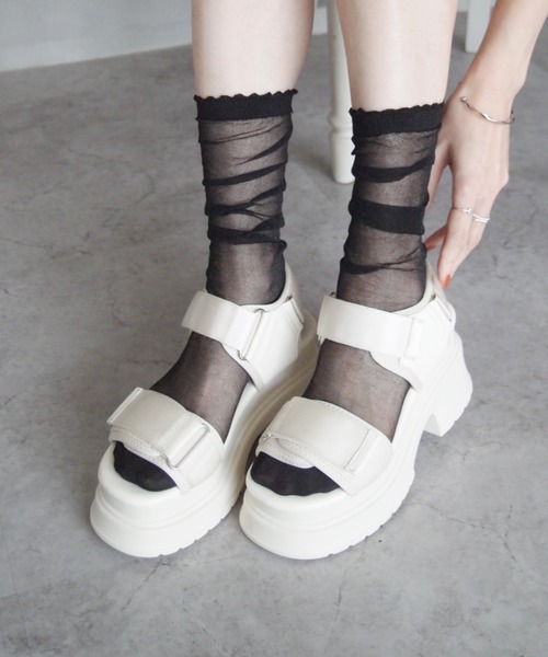 VIVIAN(ヴィヴィアン)の「厚底プラットフォームベルクロダッドサンダル(サンダル・レディース・グレー/ブラック/アイボリー・S/M/L)」の6枚目の写真